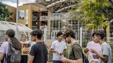 bolsa aluno ensino medio|Depósitos do Pé.